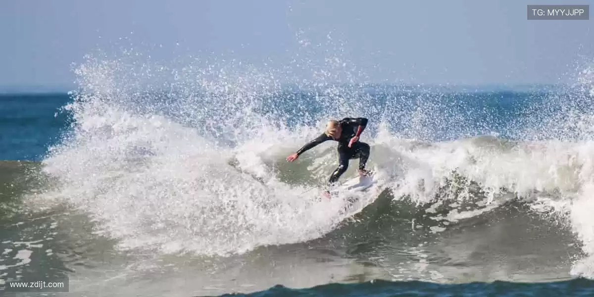 身临其境，感受赛场心跳！🎧📱